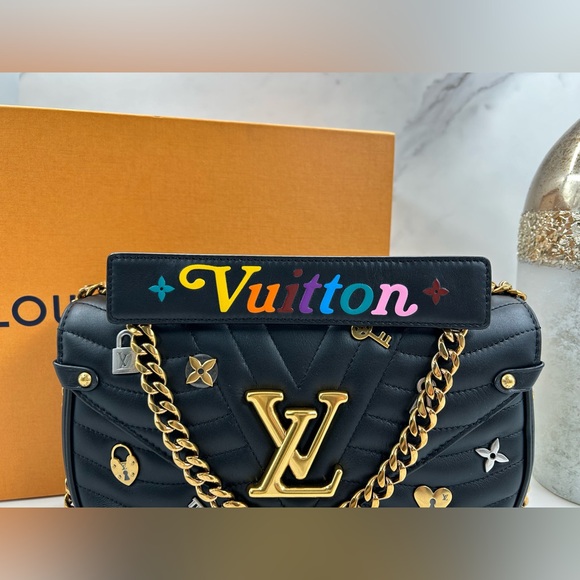 🔥RARE! Louis Vuitton•New Wave Love Lock Bag - Picture 5 of 12